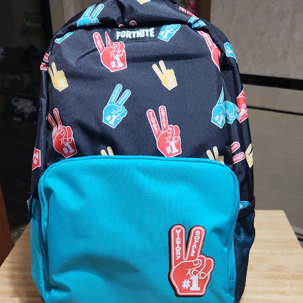 FORTNITE BACK PAC.